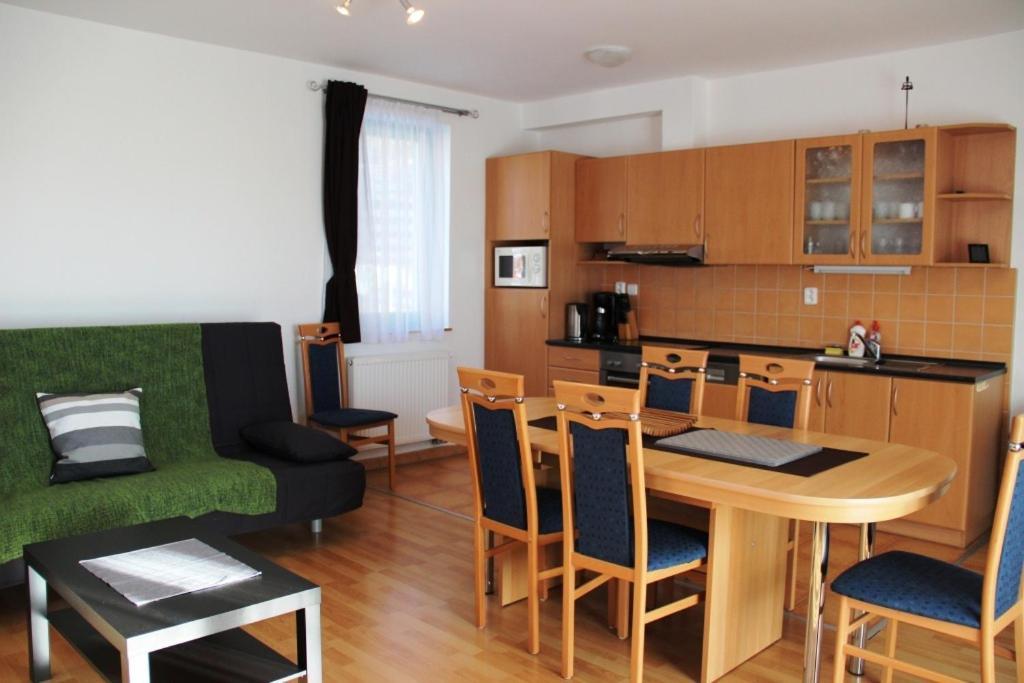 Apartman Adam Lipno nad Vltavou Ruang foto